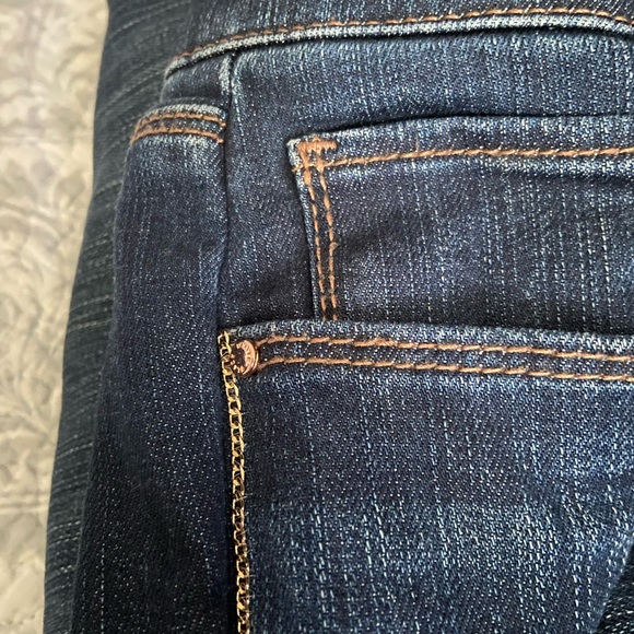 White House Black Market ‘The Skinny Ankle’ Jean- Size 8 - Picture 8 of 8